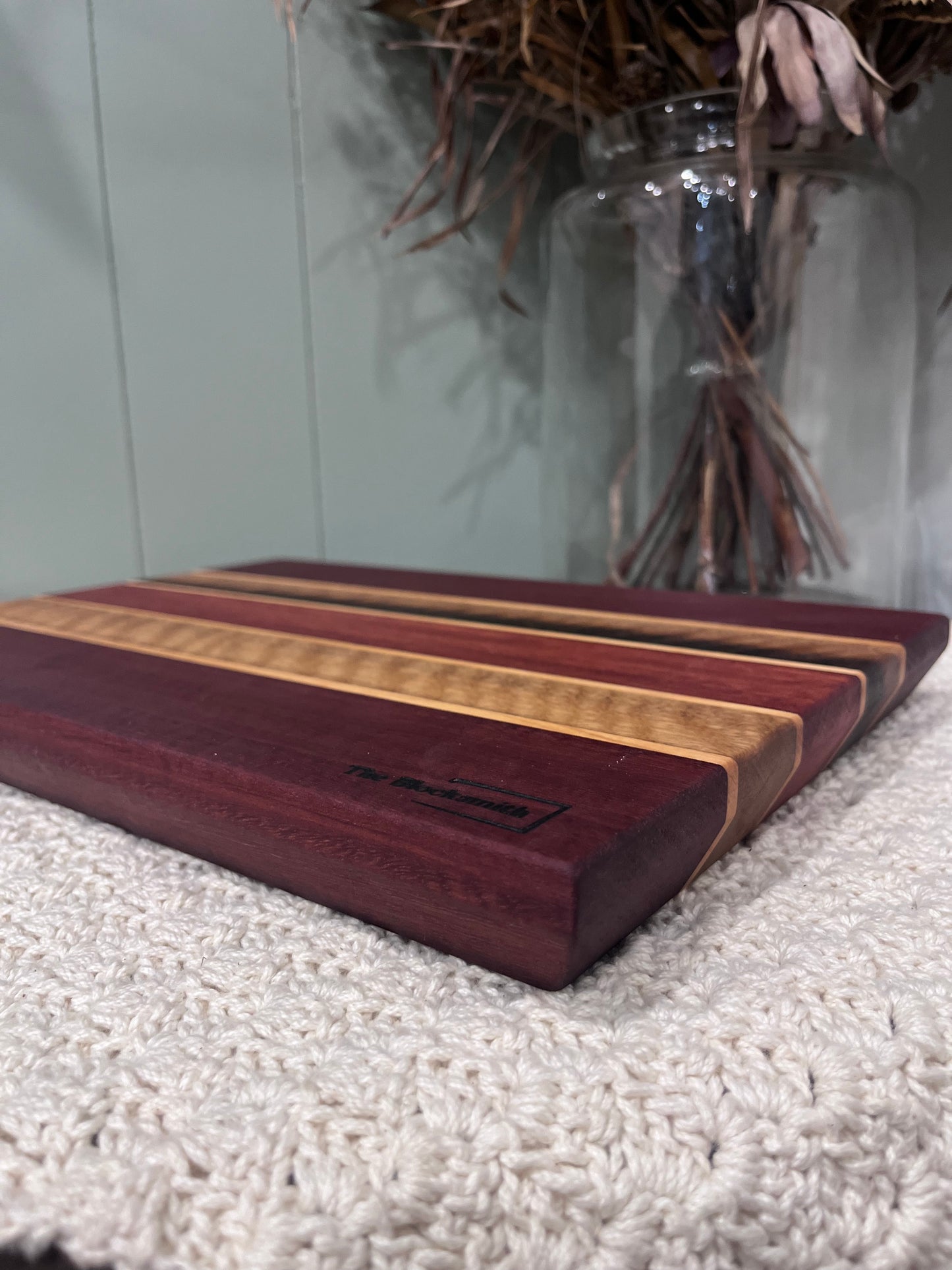 AUSTRALIAN JARRAH & SPOTTED GUM CUTTING BOARD